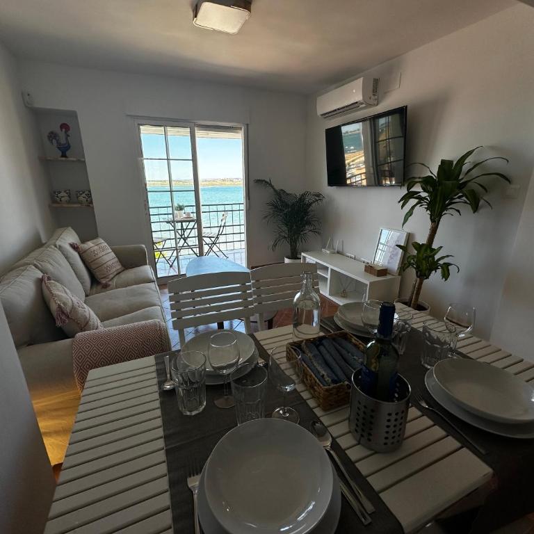 AYAMONTE Sunset - Three-Bedroom Apartment - 4