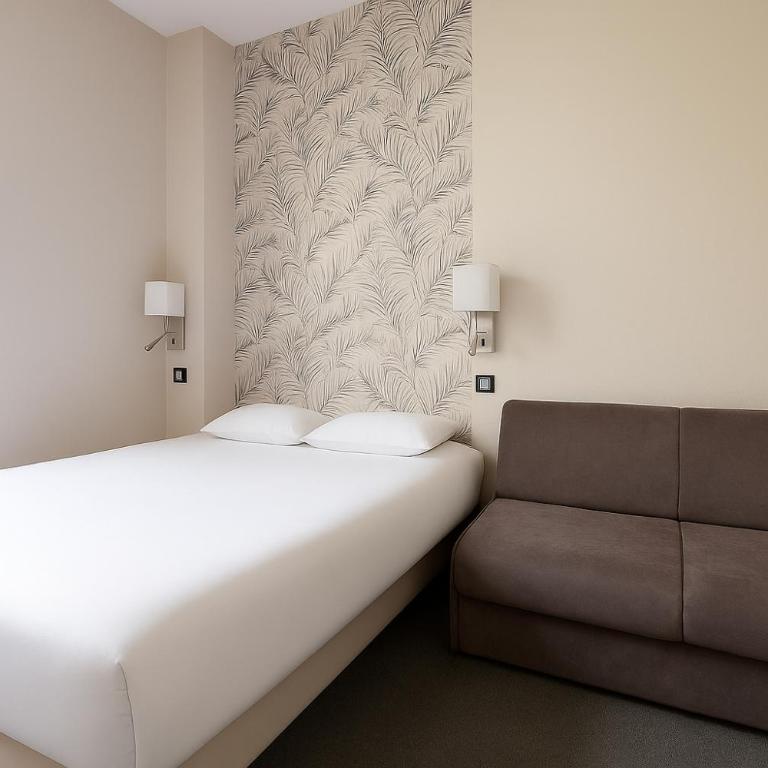 Hôtel Albert Elisabeth Gare SNCF - Chambre Double avec 1 Canapé Simple - 2