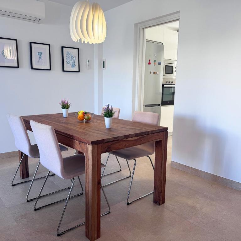Luz de Conil is a modern villa next to Playa Fontanilla - Casa de 3 dormitorios - 16
