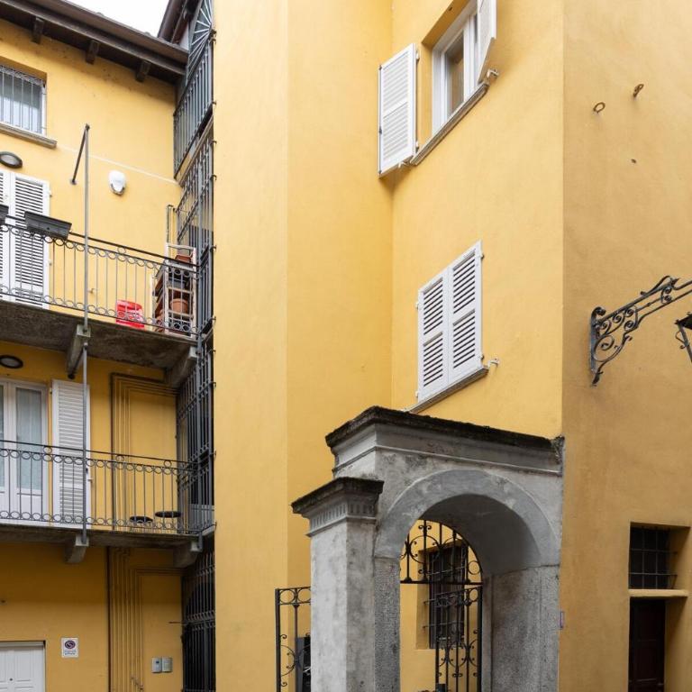 BePlace Apartments Arona - Appartamento Deluxe con 1 Camera da Letto - 35