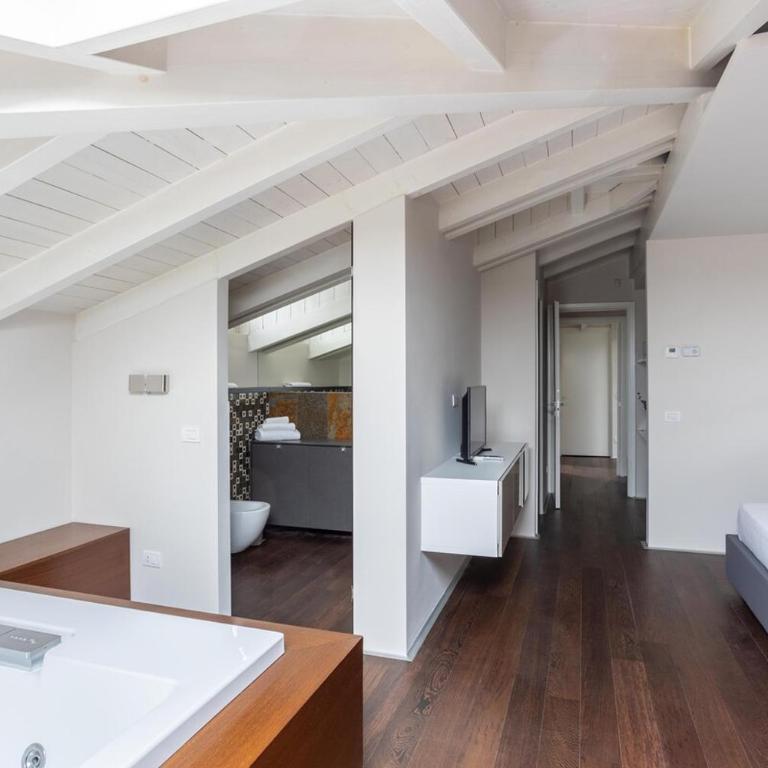 BePlace Apartments Arona - Appartamento Deluxe con 1 Camera da Letto - 45