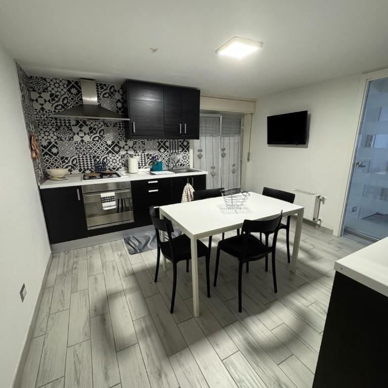 Dimoretta house - Penthouse with a view of Mount Etna - Three-Bedroom Apartment - 15