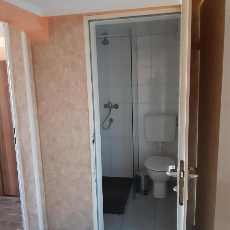 2-Rent Group Hostel Rooms&Apartments EVE168 - Zweibettzimmer - 2