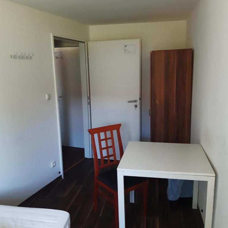 2-Rent Group Hostel Rooms&Apartments EVE168 - Familienzimmer - 6