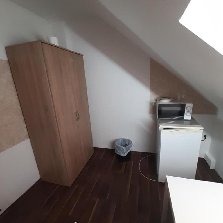 2-Rent Group Hostel Rooms&Apartments EVE168 - Einzelzimmer mit Gemeinschaftsbad - 6