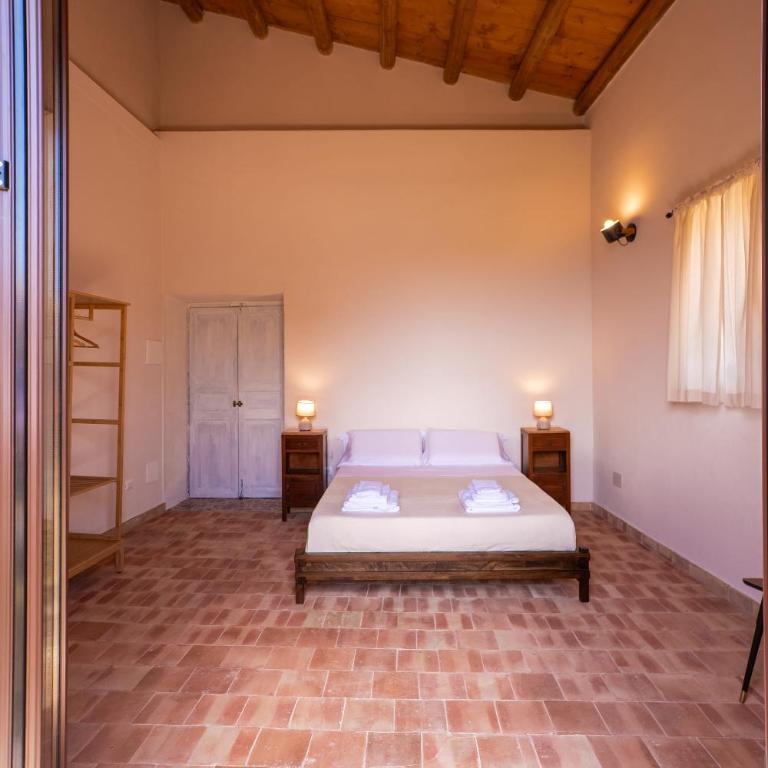 Villa Amoroso - Ospitalità Mediterranea - Camera Matrimoniale con Balcone - 4