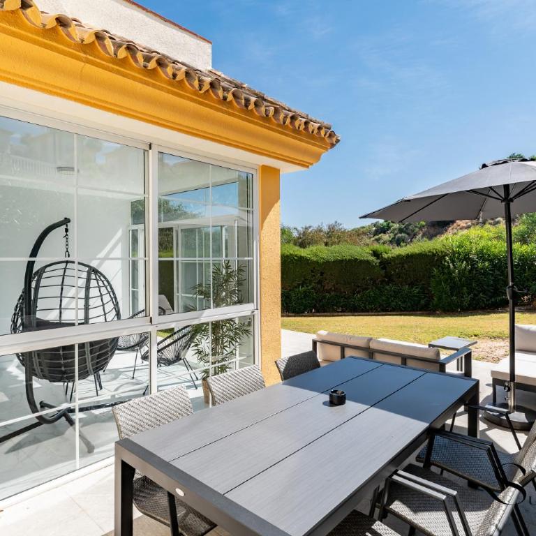Peaceful Lux, 3 Bed townhouse 10 min to the Beach - Casa Unifamiliar de 3 dormitorios - 33