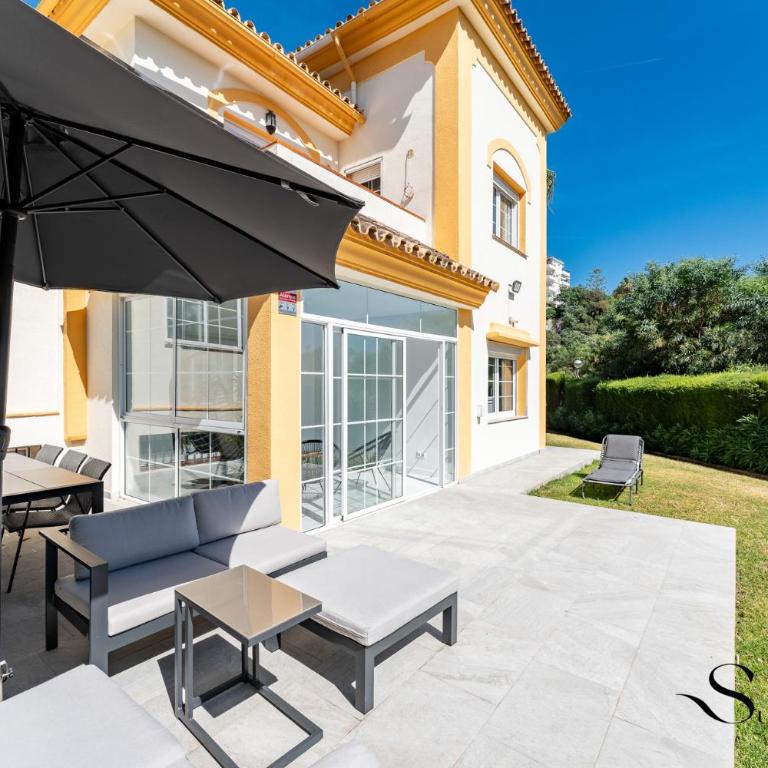 Peaceful Lux, 3 Bed townhouse 10 min to the Beach - Casa Unifamiliar de 3 dormitorios - 1
