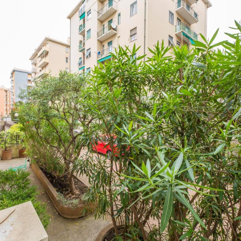 JOIVY Spacious 2-bedroom flat with Parking and Balcony - Appartamento con 2 Camere da Letto e Balcone - 13