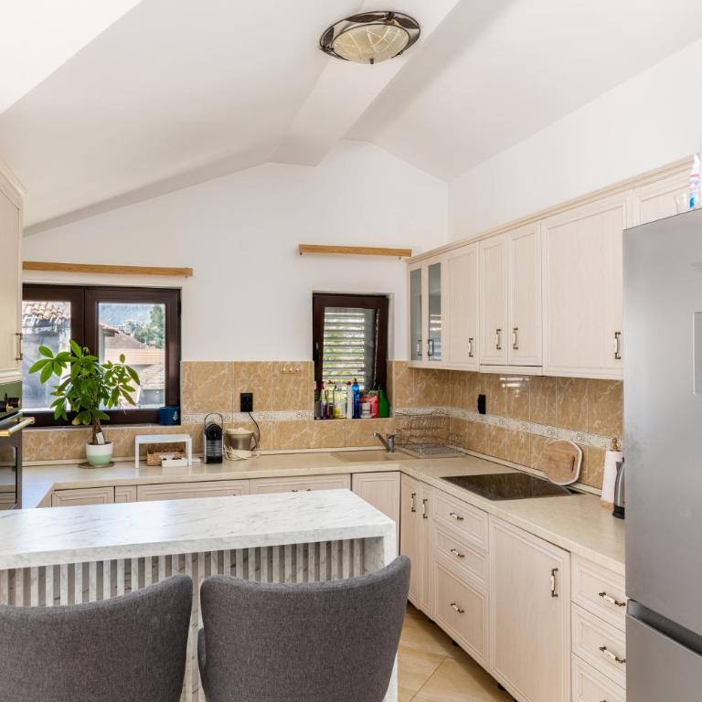 LuSi SeaView Apartment - Two-Bedroom Apartment - 10