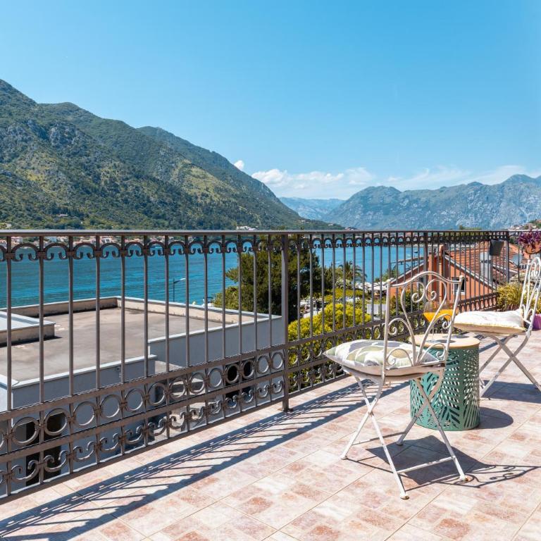 LuSi SeaView Apartment - Two-Bedroom Apartment - 17