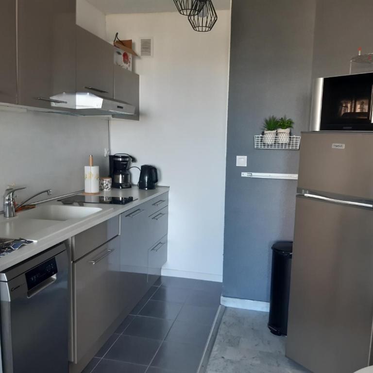 Proche Port Appartement t2 pour 4 personnes N1 39 - Apartment mit 1 Schlafzimmer und Meerblick - 3