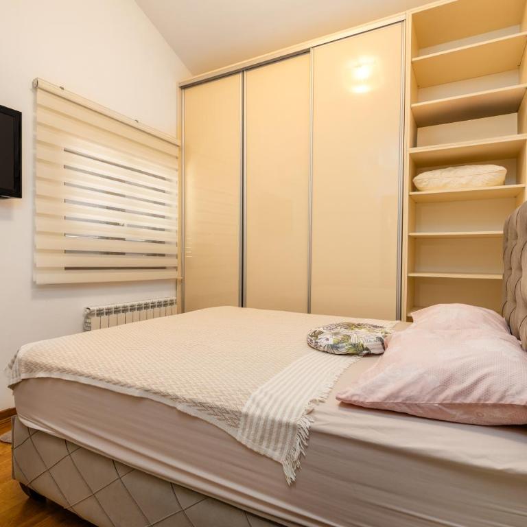 LuSi SeaView Apartment - Two-Bedroom Apartment - 37