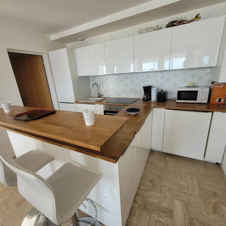 Centre Ville Appartement t2 pour 4 personnes N31 - Apartment mit 1 Schlafzimmer, Meerblick und Terrasse - 1