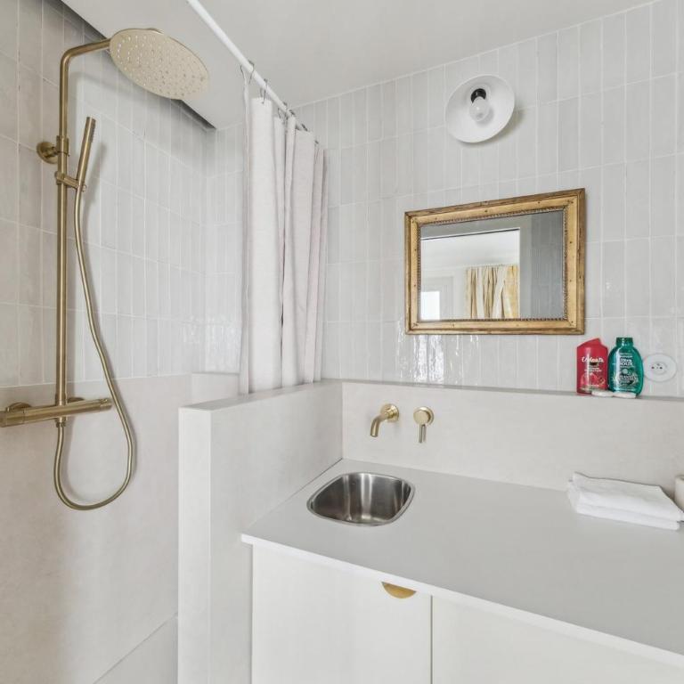 Au coeur du quartier St Germain - Appartement 1 Chambre - 13