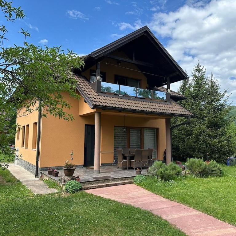 Cottage on Una - Villa with Garden View - 18