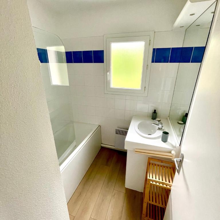 Villa Naiades - Three-Bedroom House - 23