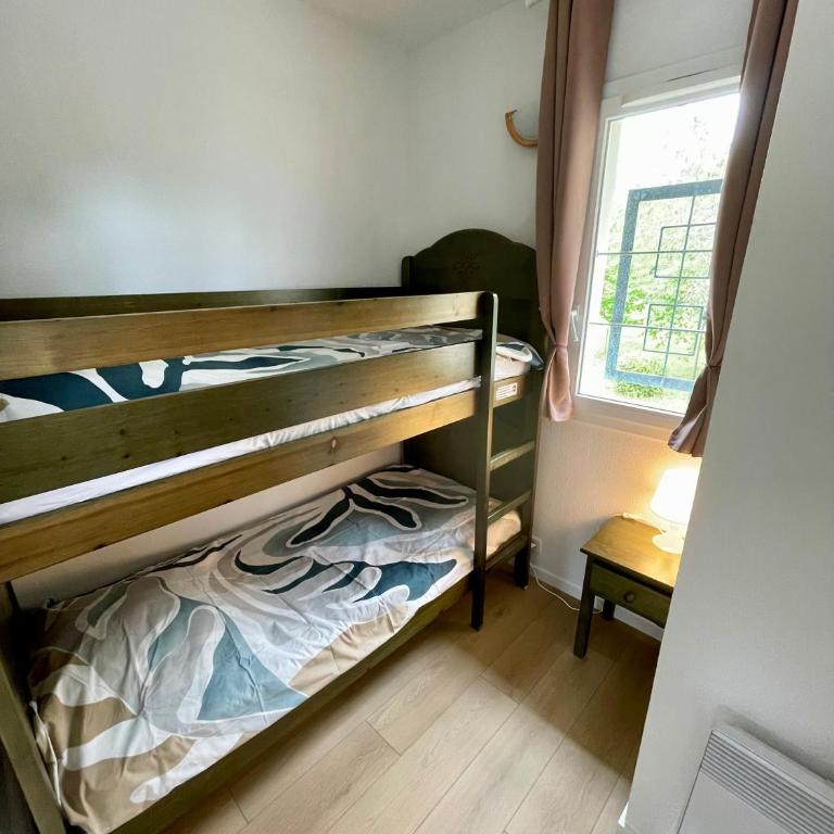 Villa Naiades - Three-Bedroom House - 36