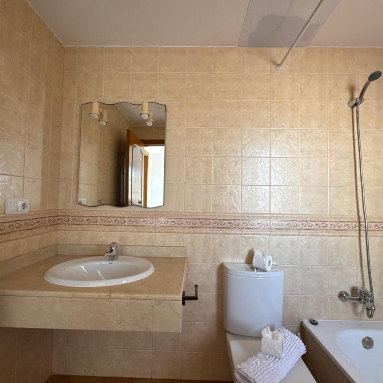 Surf and Stay House - Habitación Deluxe - 2