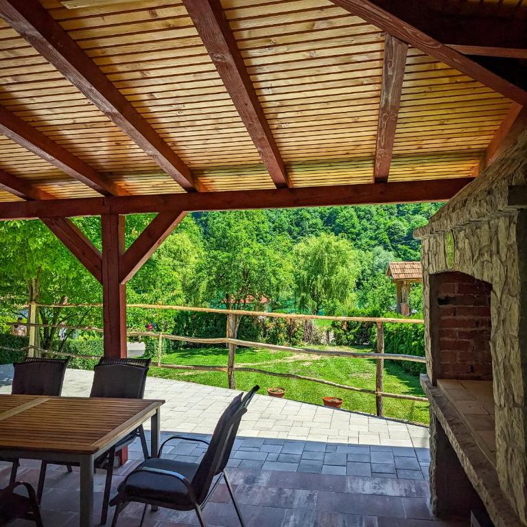 Vikendica Stella - Two-Bedroom House - 9