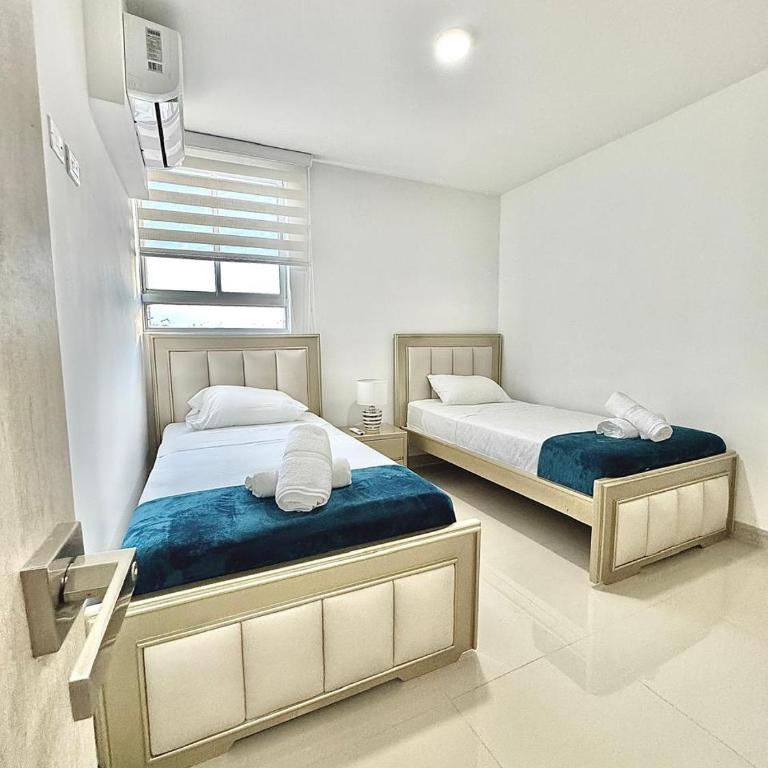 Excepcional apartamento en zona de negocios - Two-Bedroom Apartment - 5
