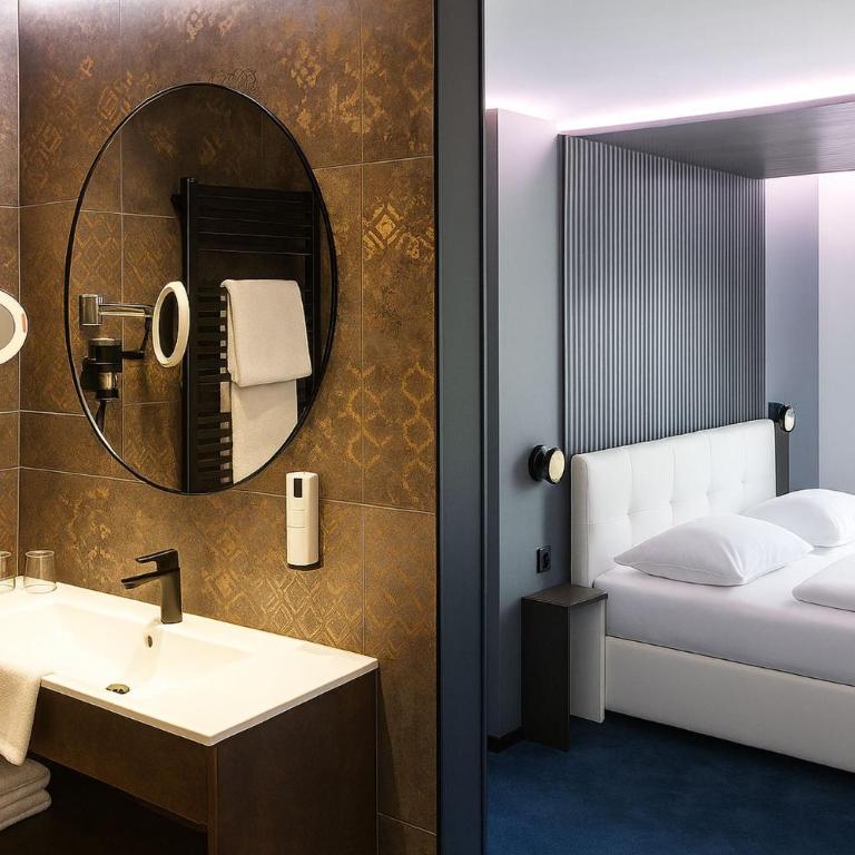 Hotel Velden - 24 Checkin Zimmer im Zentrum - Doppelzimmer mit Whirlpool-Badewanne - 1