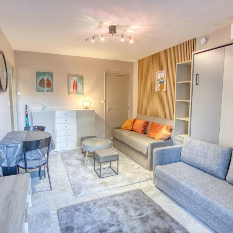 Studio Antibes Centre ville - Parking WIFI Climatisation - LIMESTAY - Studio - 1