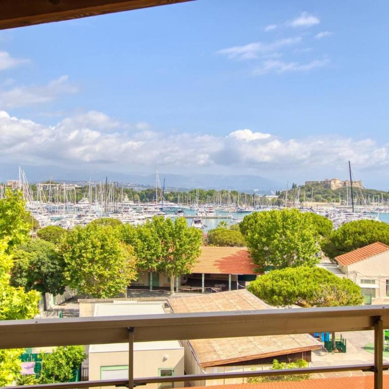 Duplex Vieil Antibes 3 chambres Parking avec vue mer Wifi - LIMESTAY - Apartamento - 23
