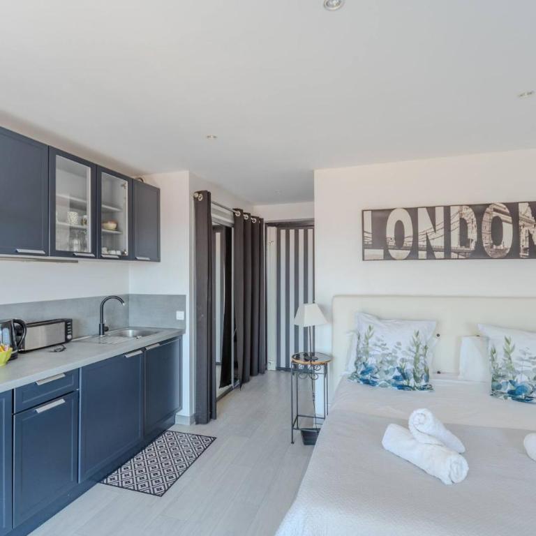 Le Mimosas - Studio Cannes centre - Vue mer Terrasse WIFI climatisation - Estudio - 6