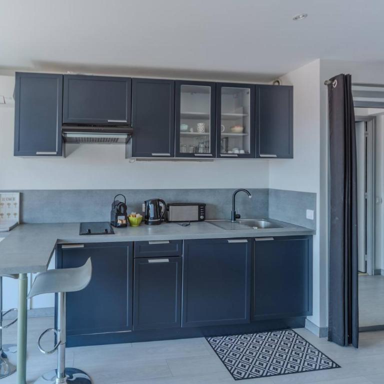 Le Mimosas - Studio Cannes centre - Vue mer Terrasse WIFI climatisation - Estudio - 19