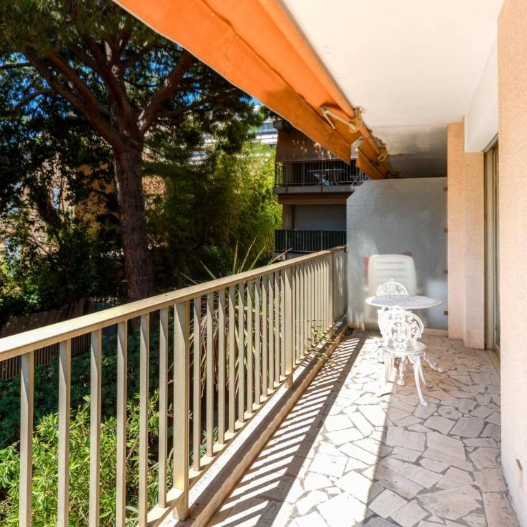 Studio Fenelon terrasse et Parking Cannes - Studio - 5