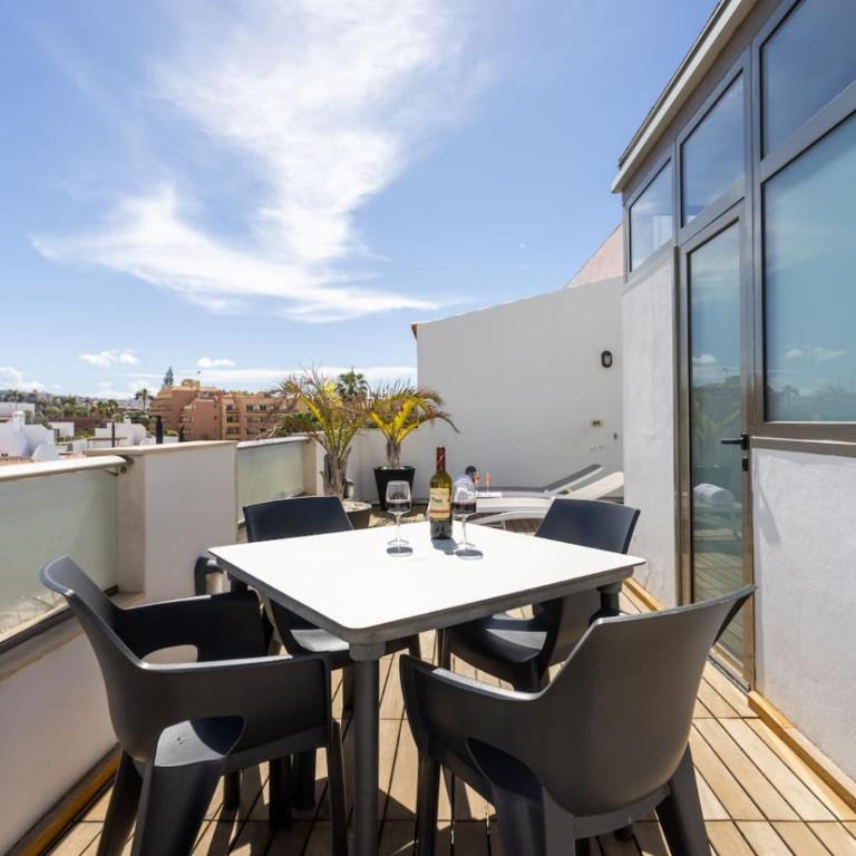 Luxury Penthouse with Sea Views and Terrace La Caleta - Apartamento - 2 niveles - 5