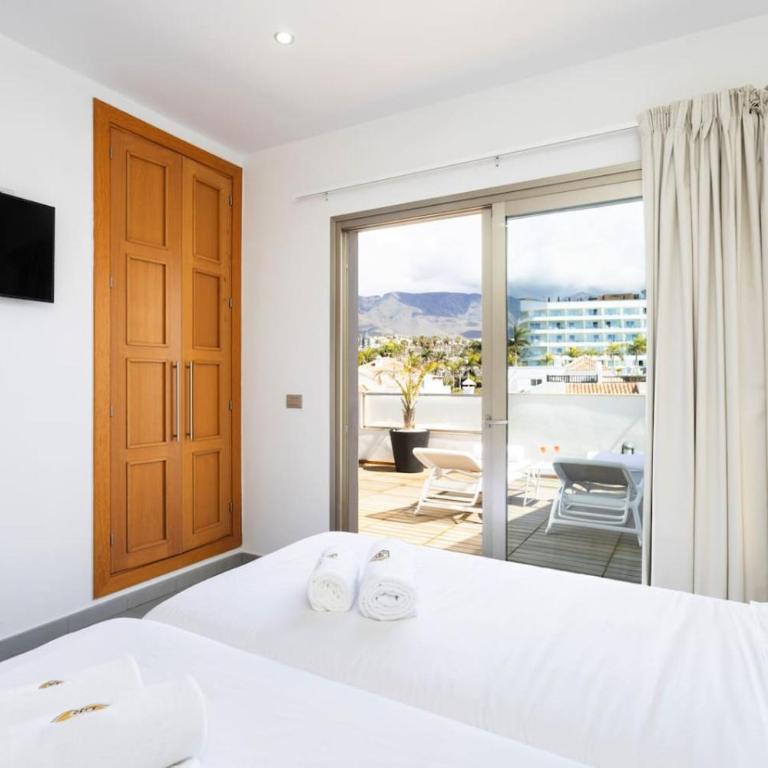 Luxury Penthouse with Sea Views and Terrace La Caleta - Apartamento - 2 niveles - 25