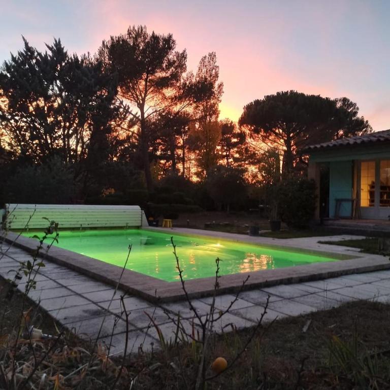 Family villa with pool in Aix-en-Provence - Villa - 3