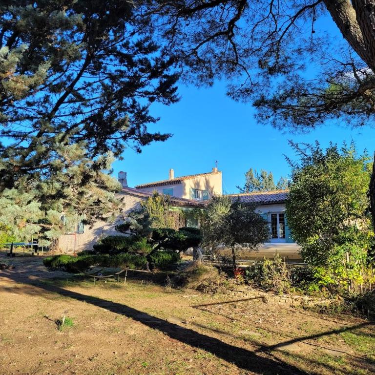 Family villa with pool in Aix-en-Provence - Villa - 4