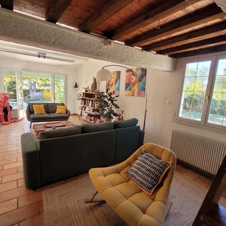 Family villa with pool in Aix-en-Provence - Villa - 15
