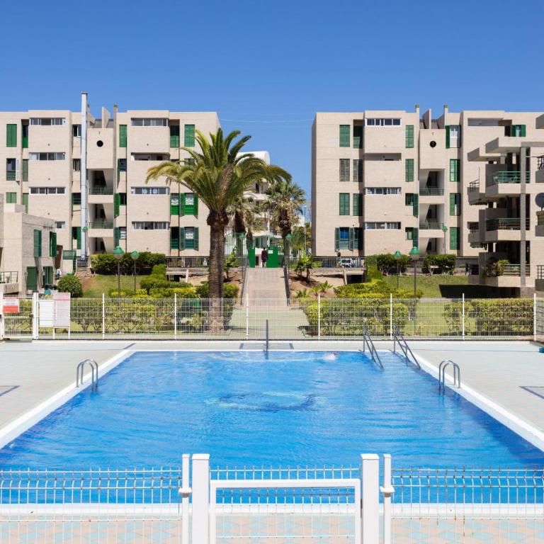 Three spacious apartments 150m from the Las Americas promenade - Apartamento con vistas a la piscina - 28