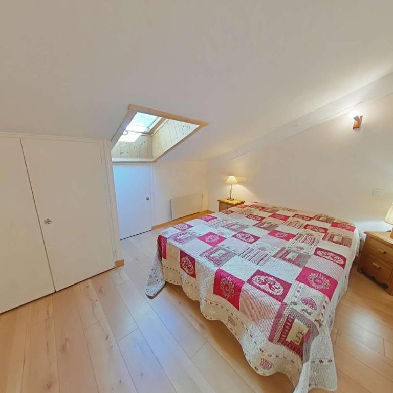 Appt cosy 3 pièces avec mezzanine - 6 couchages, parking, animaux admis - Grand Bornand - FR-1-241-104 - Apartment (6 Erwachsene) - 6