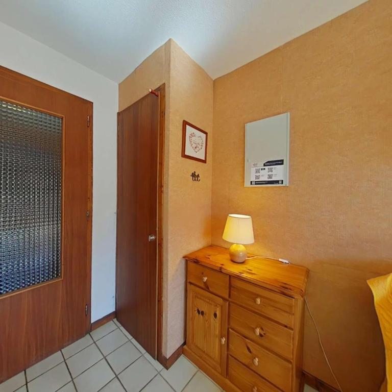Studio cosy avec terrasse sud, proche navettes, Le Grand-Bornand - Appartement 1 Chambre - 4