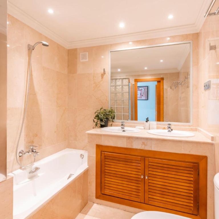 Stylish Apartment Aloha Hill Club Marbella - TCM - Two-Bedroom Apartment - 15