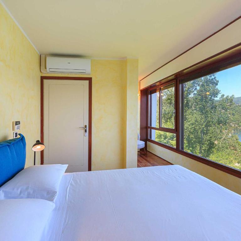 Stylish villa & spectacular views! - Villa La Rocca - Villa - 33