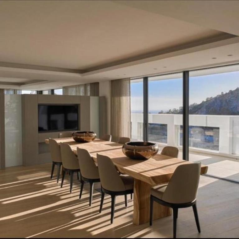 Luxury apartment with Jacuzzi - Two-Bedroom Apartment - 23