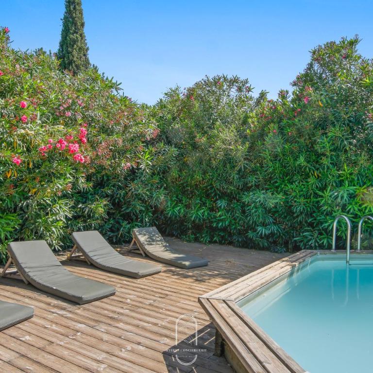 Le Mas de Lila , vieux mas en pierres avec piscine - Villa - 18