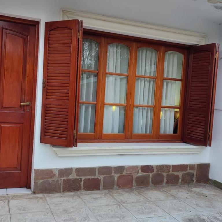 Casa y Deptos hasta 14 personas a minutos del del estadio, nodo tecnologico, y quincho de los Carabajal - Casa con 1 dormitorio - 27