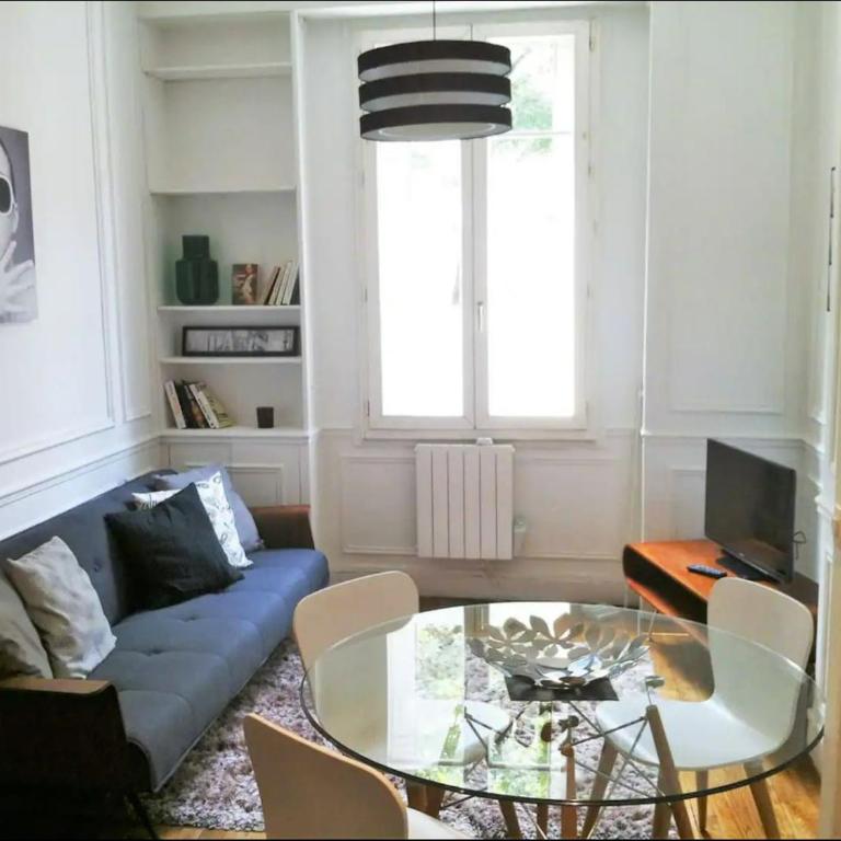 3 pièces Arc de Triomphe RDC - Appartement 2 Chambres - 6