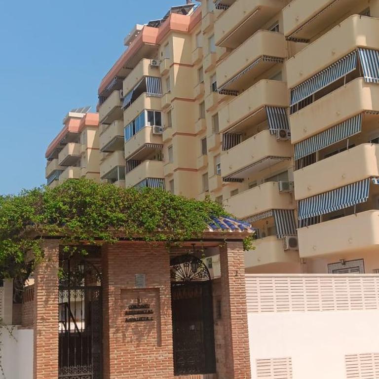 Le Corbusier Pool AC Parking Benalmádena Andra - One-Bedroom Apartment - 6