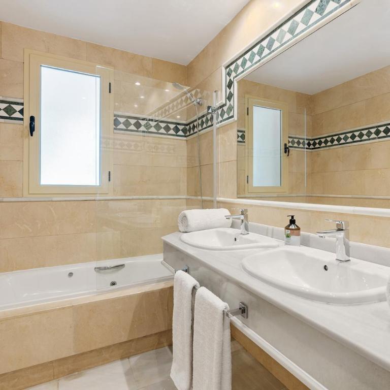 Molo Residences Boutique Apartments & Spa - París - 19