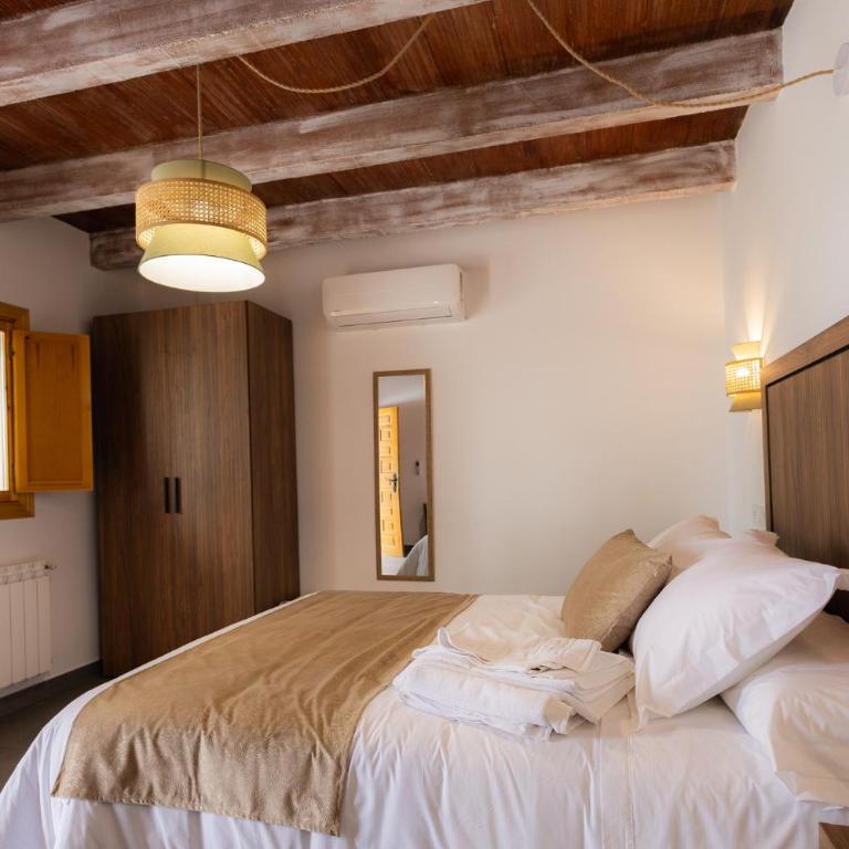 Cazorla Estelar - Habitación Doble Deluxe con vistas al jardín - 1 o 2 camas - 3