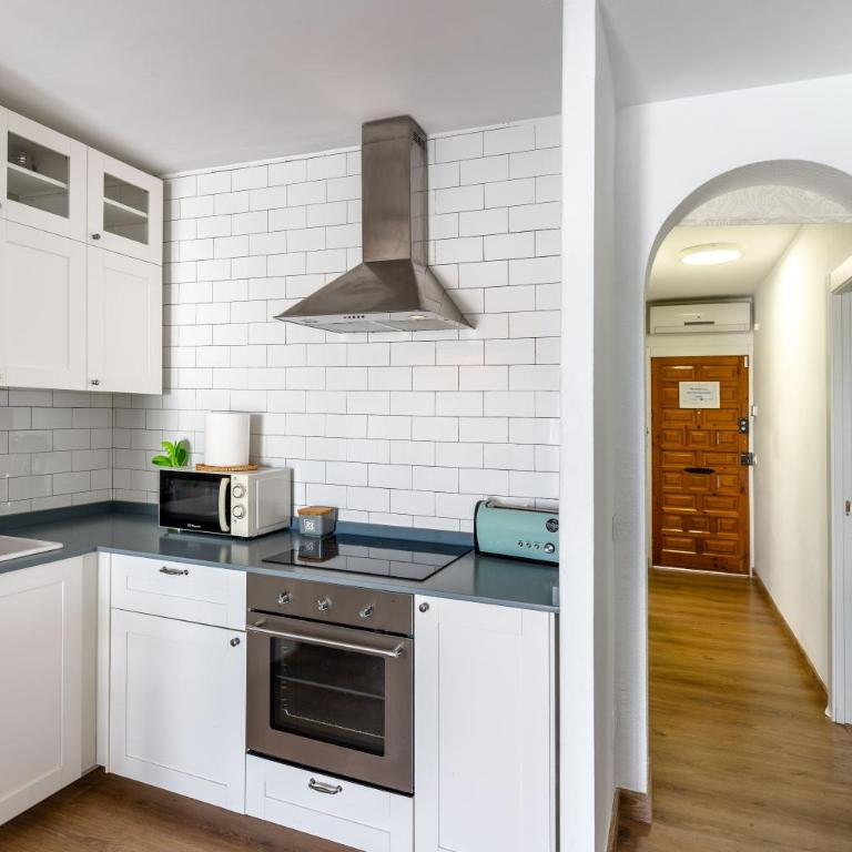 NEPTUNITO: Primera línea con Piscina - Apartamento de 2 dormitorios - 16