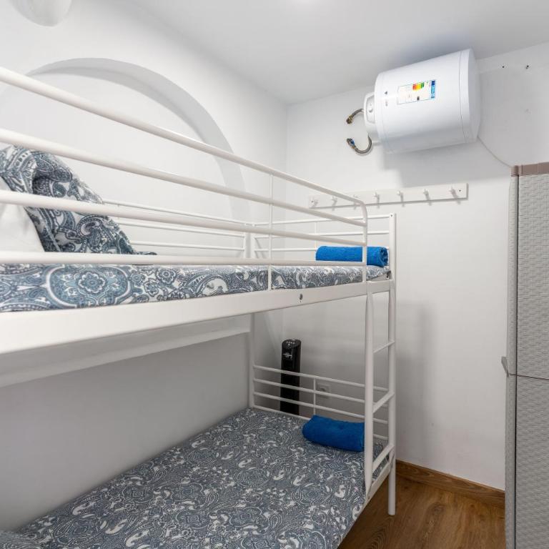 NEPTUNITO: Primera línea con Piscina - Apartamento de 2 dormitorios - 30